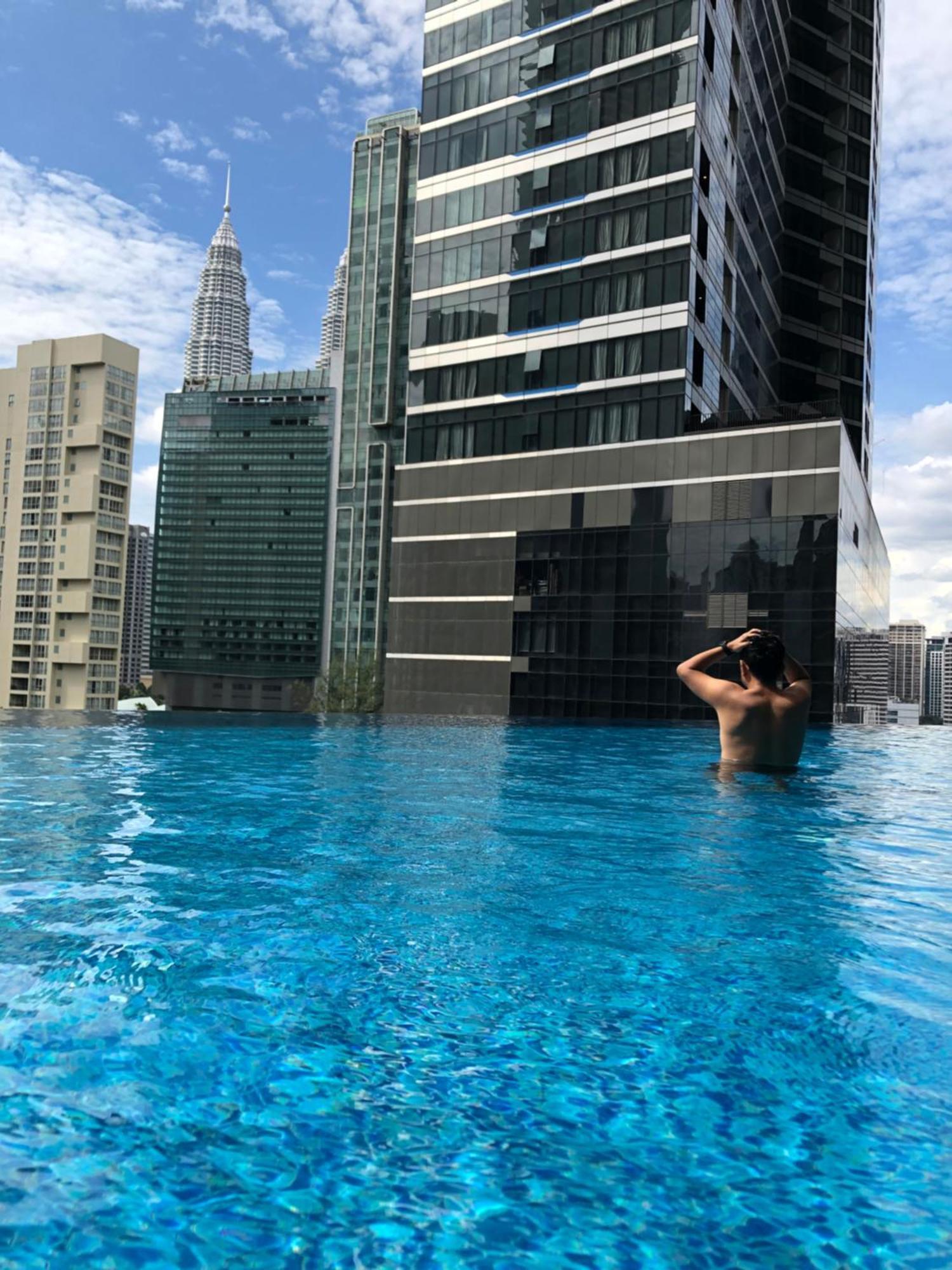 8 Kia Peng Suites Klcc By Luna Kuala Lumpur Ngoại thất bức ảnh