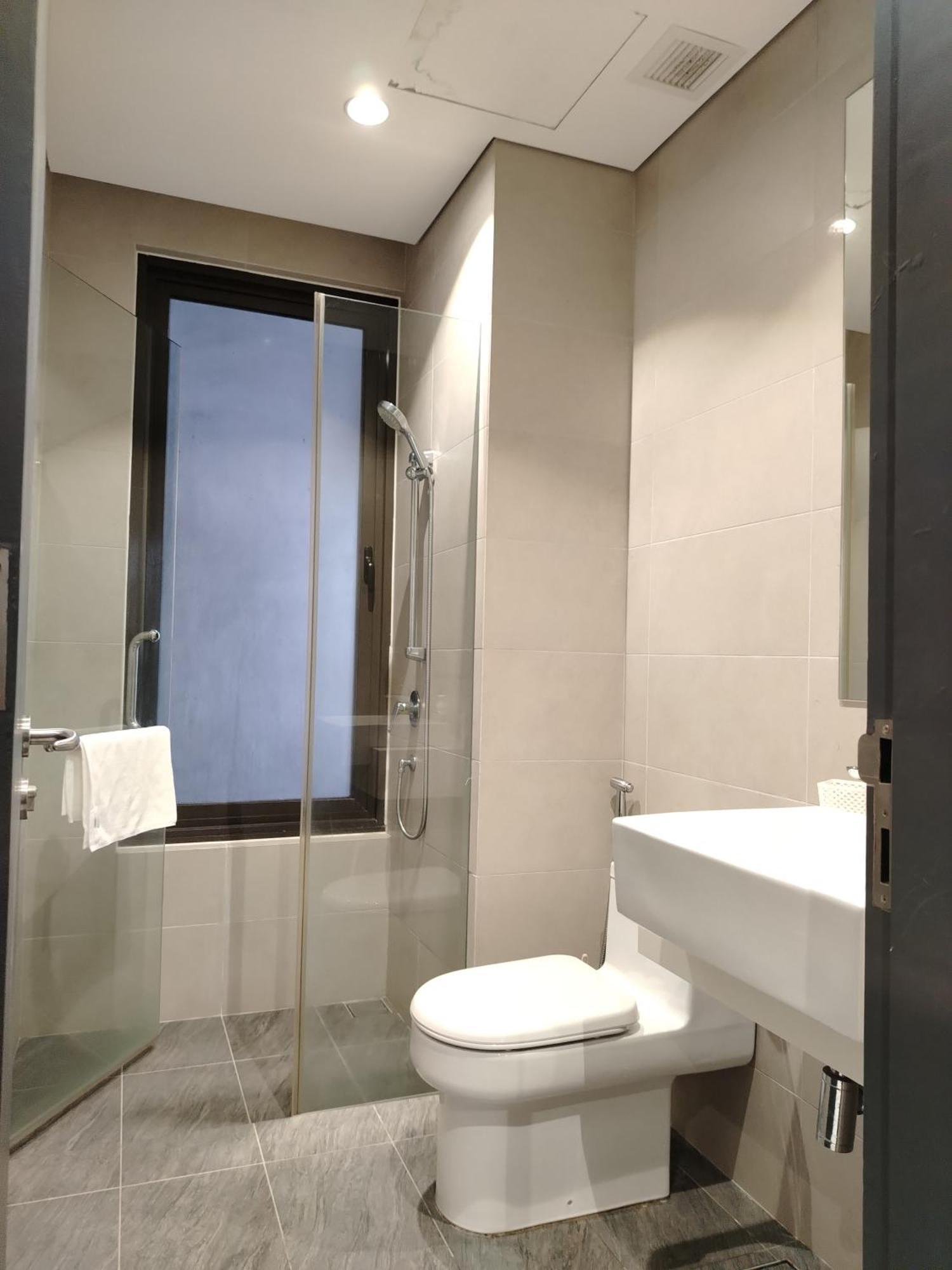 8 Kia Peng Suites Klcc By Luna Kuala Lumpur Ngoại thất bức ảnh